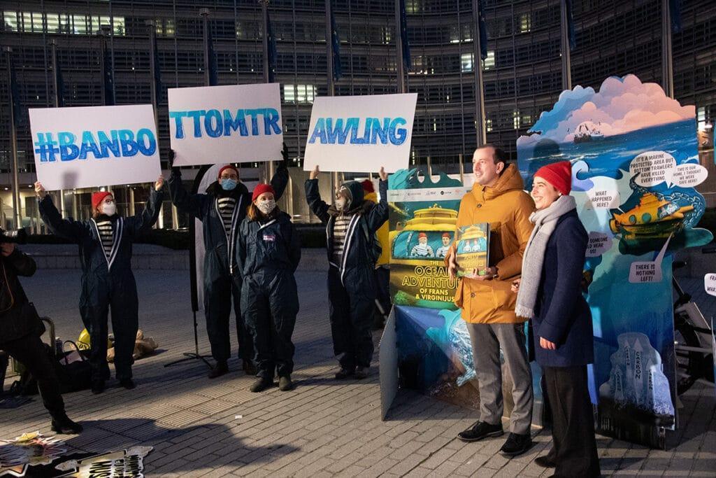 More than 150,000 Europeans call on EU to ban bottom-trawling to protect ocean and climate