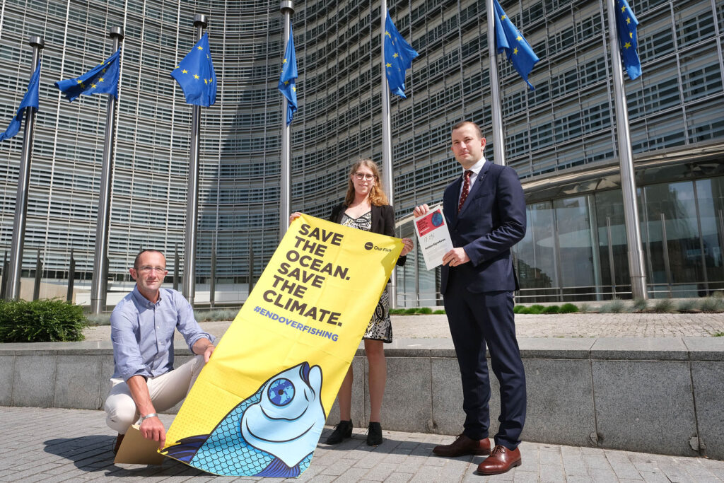 Our Fish handover petition to Eu Commissioner irginijus Sinkevičiusion to 