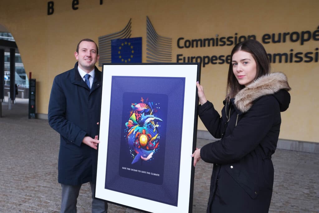3,400 Europeans Sign Artwork Calling On European Commissioners to Save the Ocean and Climate